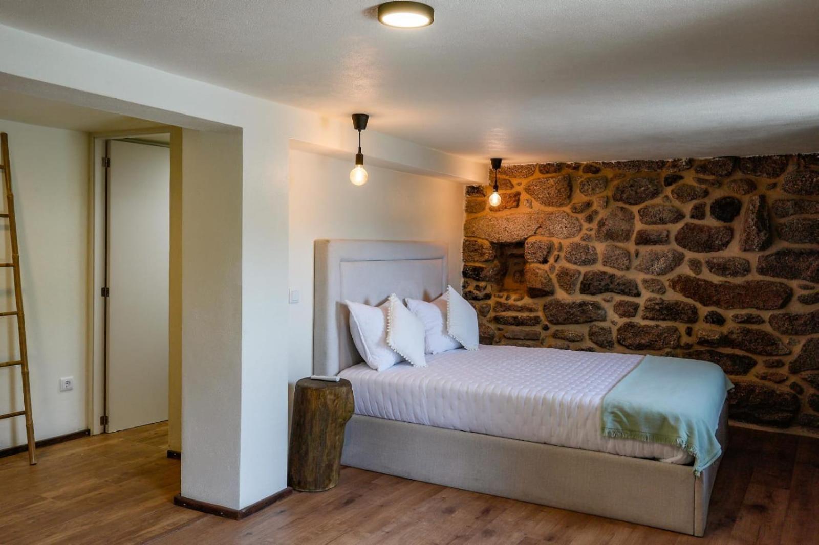 Casas Vale Do Laboreiro Holiday home Castro Laboreiro