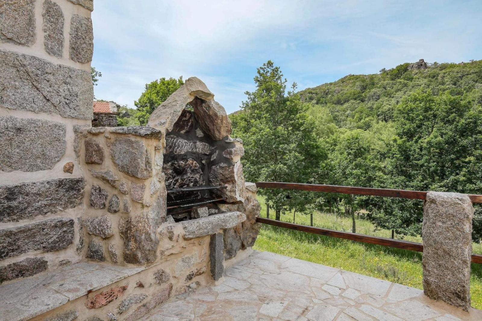 Casas Vale Do Laboreiro Holiday home Castro Laboreiro