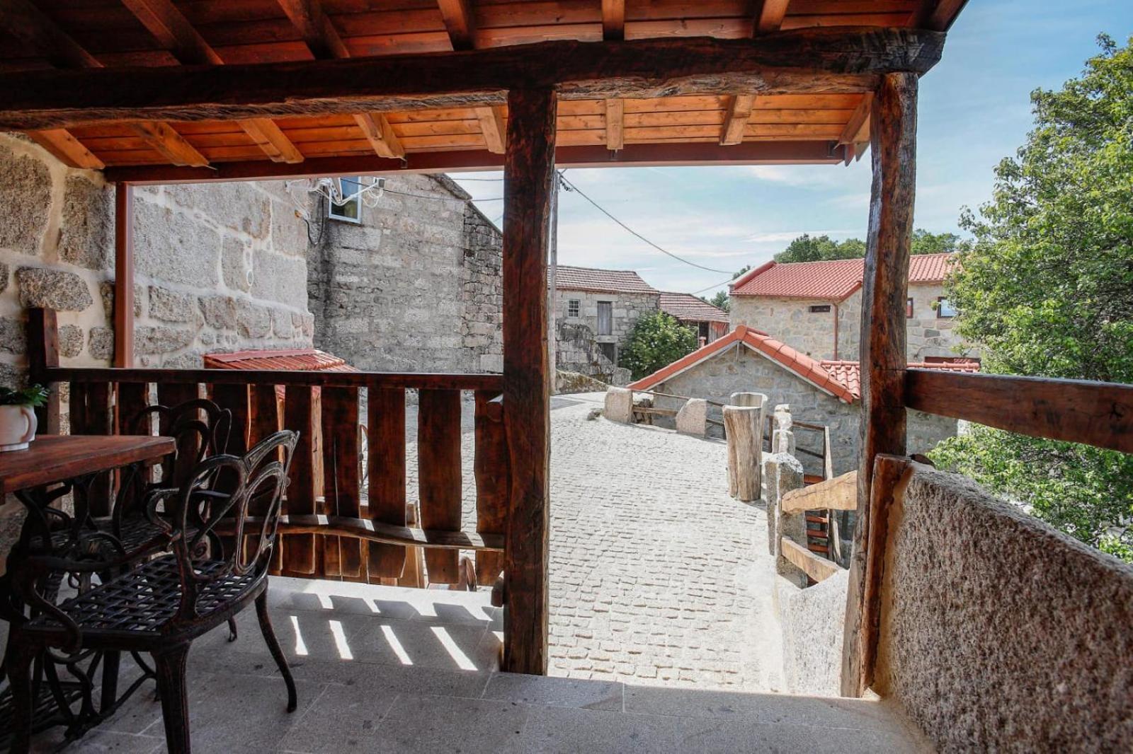 Casas Vale Do Laboreiro Holiday home Castro Laboreiro